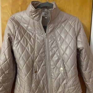 Lightweight cute beige jacket